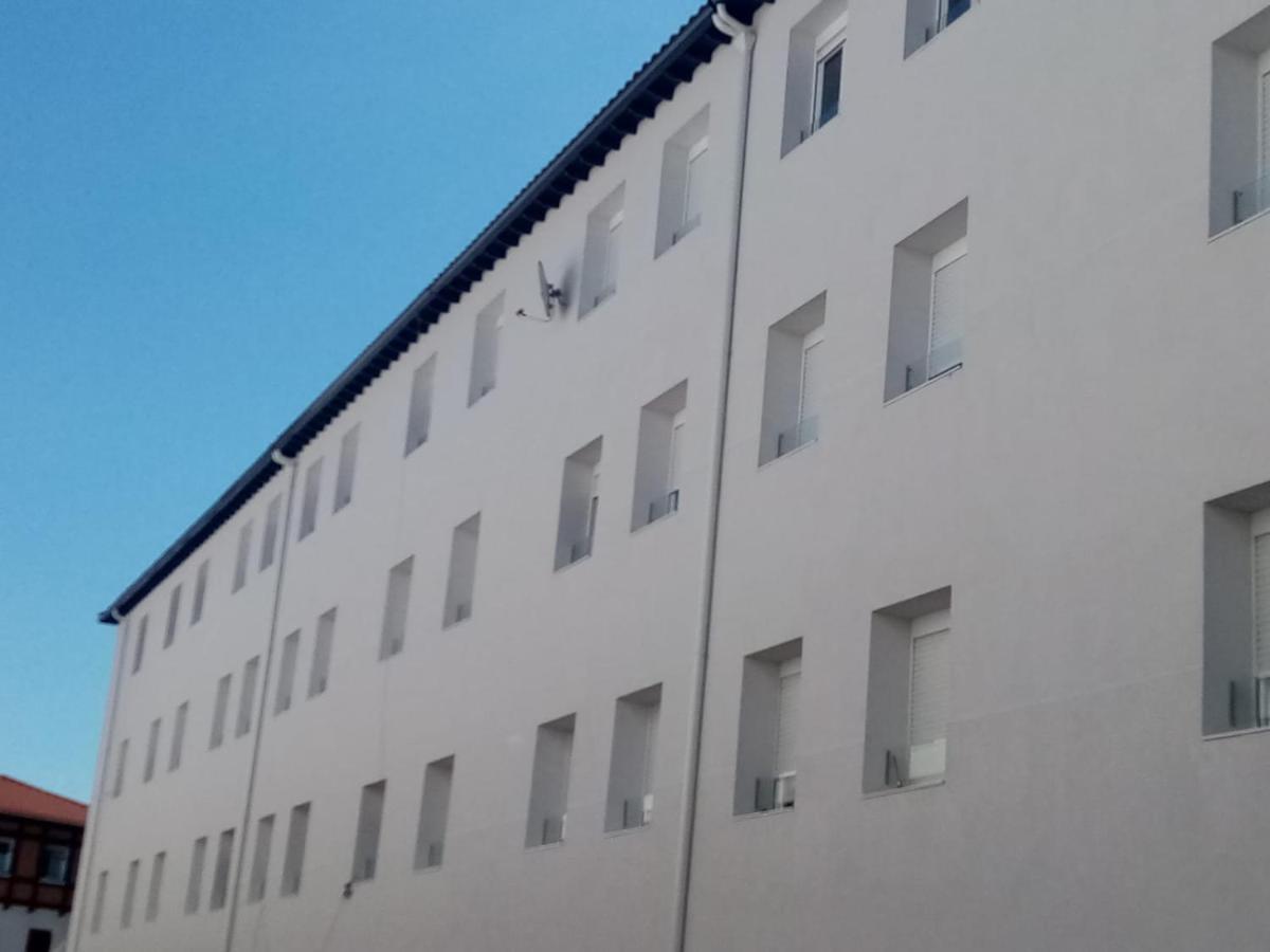 Apartamento Pamplona Bagian luar foto